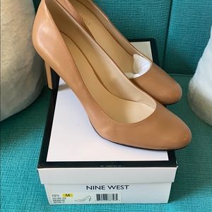 Nine West, natural color heel